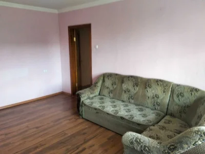For Sale: 2-room apartment on Left Bank, 9th microdistrict