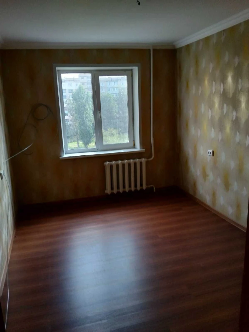For Sale: 2-room apartment on Left Bank, 9th microdistrict