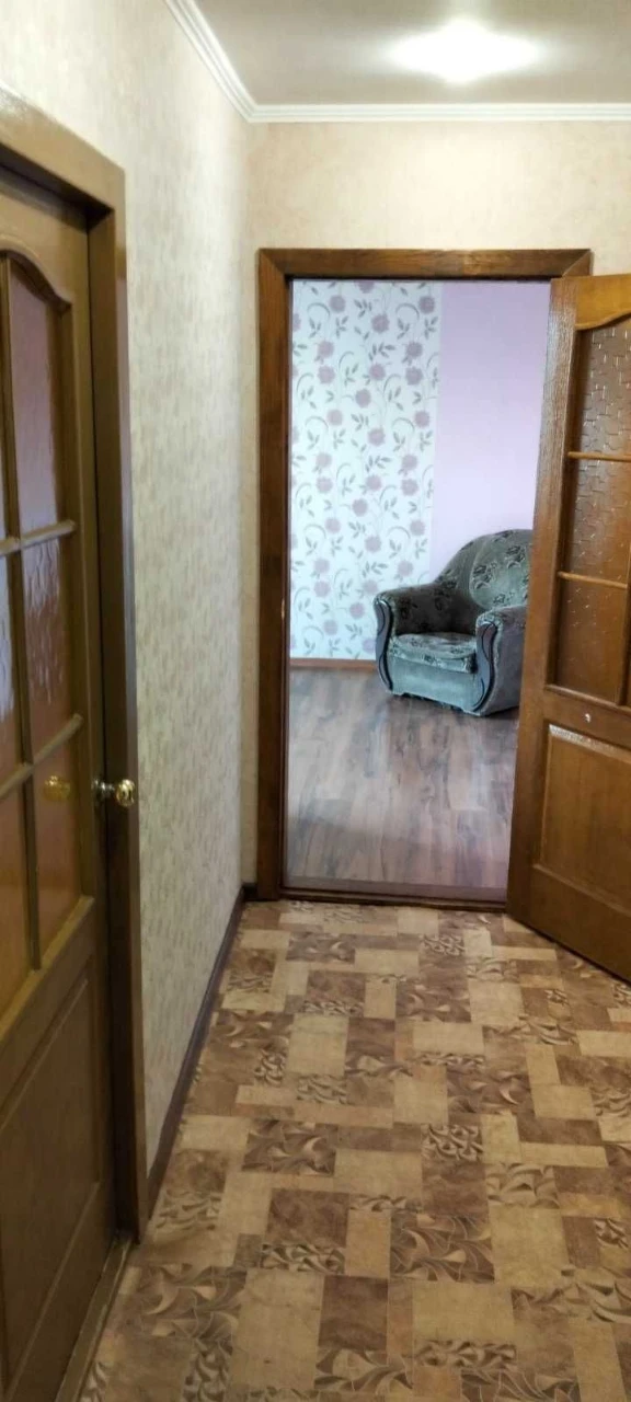 For Sale: 2-room apartment on Left Bank, 9th microdistrict