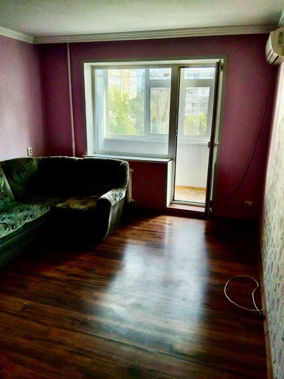For Sale: 2-room apartment on Left Bank, 9th microdistrict
