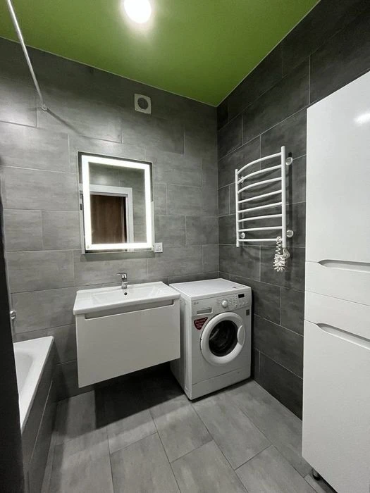 H S2 Selling a 2-room apartment, Saltovka 605 microdistrict