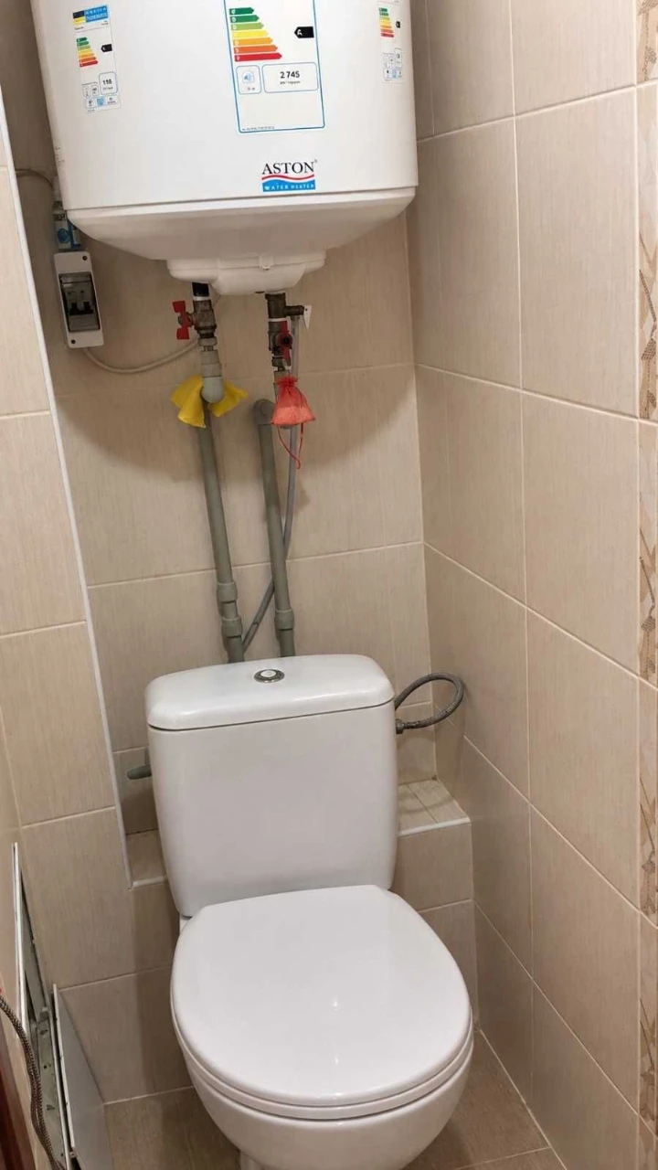 For Sale: 2-room apartment on Left Bank, 9th microdistrict