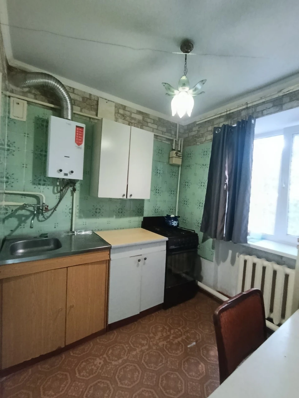 Продам 1 комнатную на Черёмушках