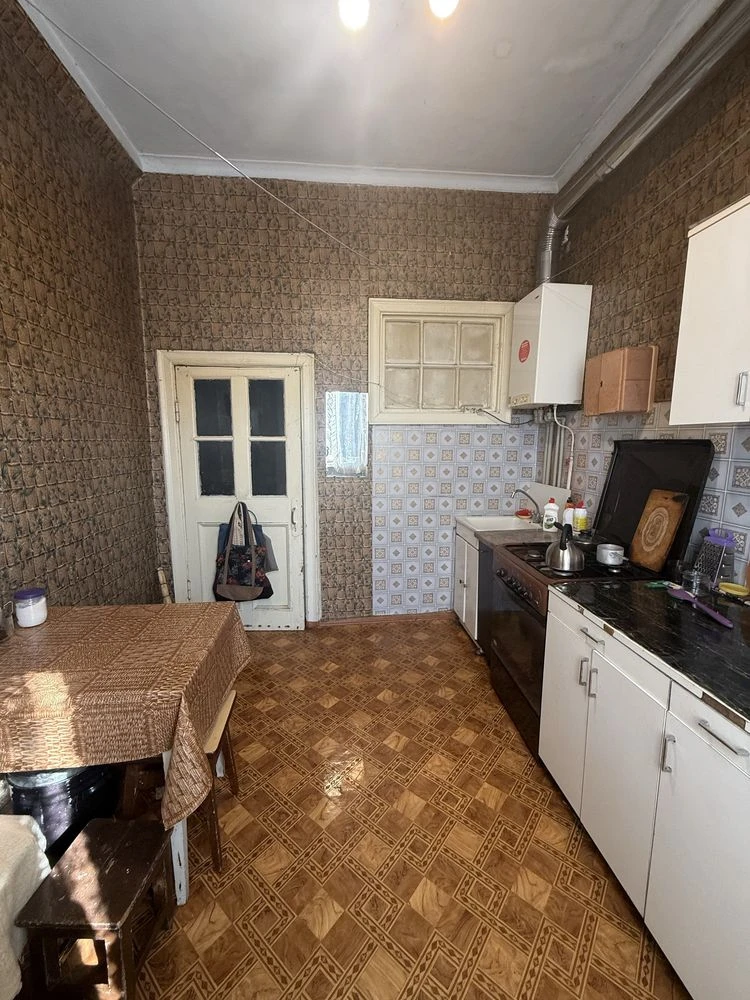 For Sale: Large 2-bedroom apartment in the city center