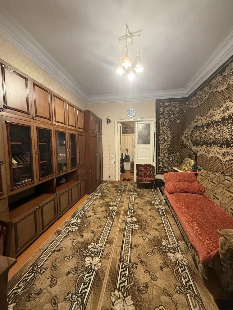 For Sale: Large 2-bedroom apartment in the city center