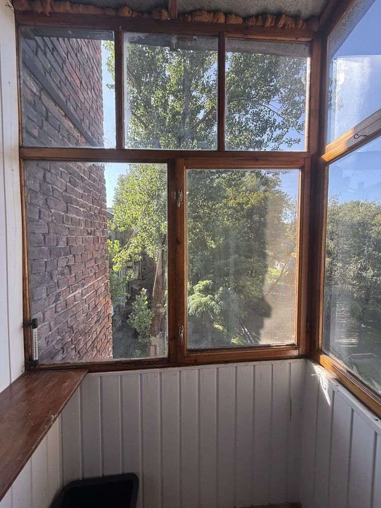 For Sale: Large 2-bedroom apartment in the city center