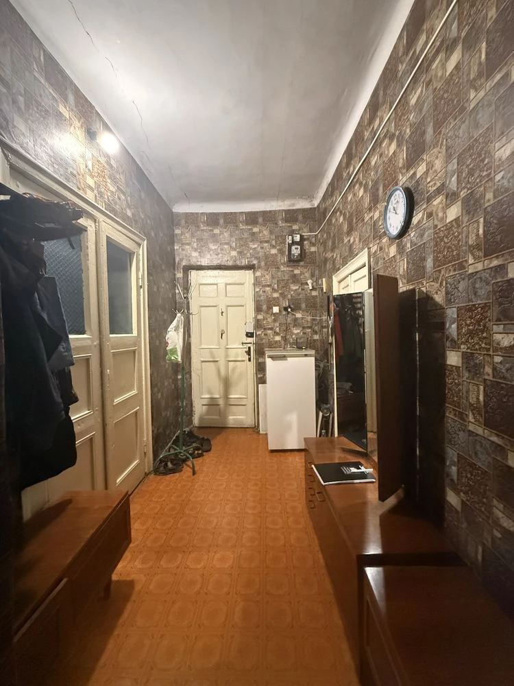For Sale: Large 2-bedroom apartment in the city center