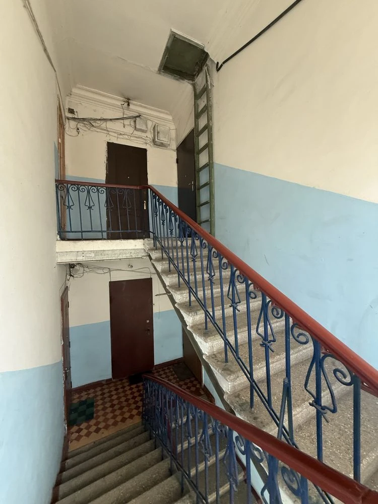 For Sale: Large 2-bedroom apartment in the city center