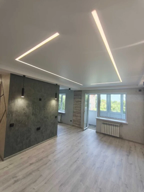 Продам 2-х комнатную в центре