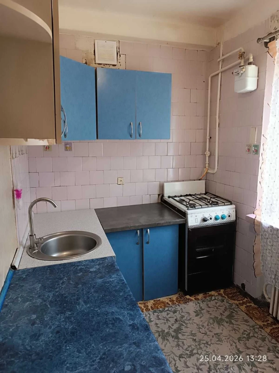 Продається двокімнатна квартира в районі Беседова