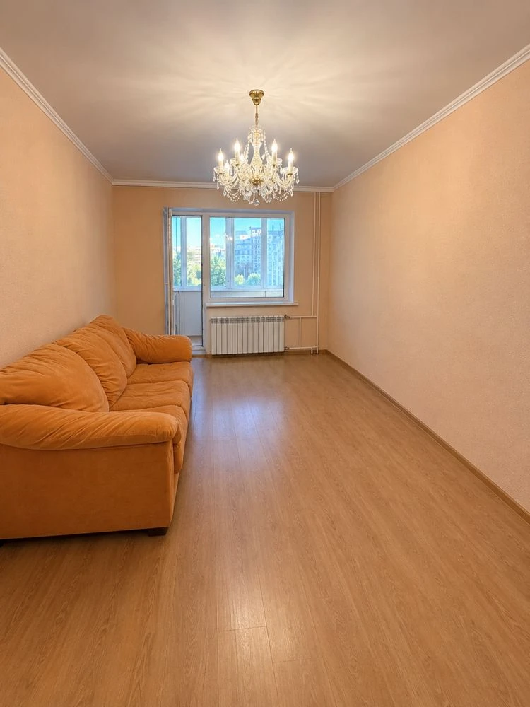 3-room apartment, Left Bank, 5th microdistrict, autonomous