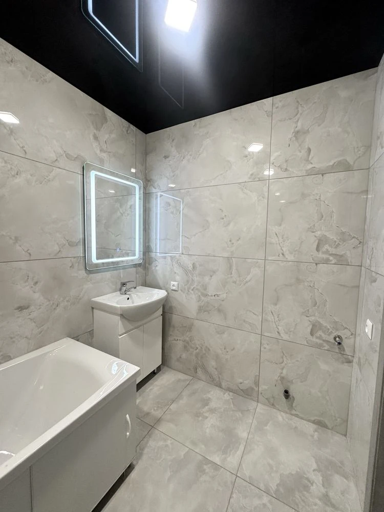 Продам 2-к квартиру, район автовокзала, с евроремонтом