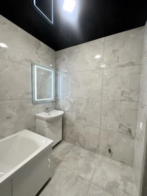 Продам 2-к квартиру, район автовокзала, с евроремонтом