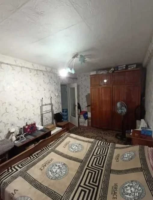 For Sale: 2-bedroom apartment in Cheremushki