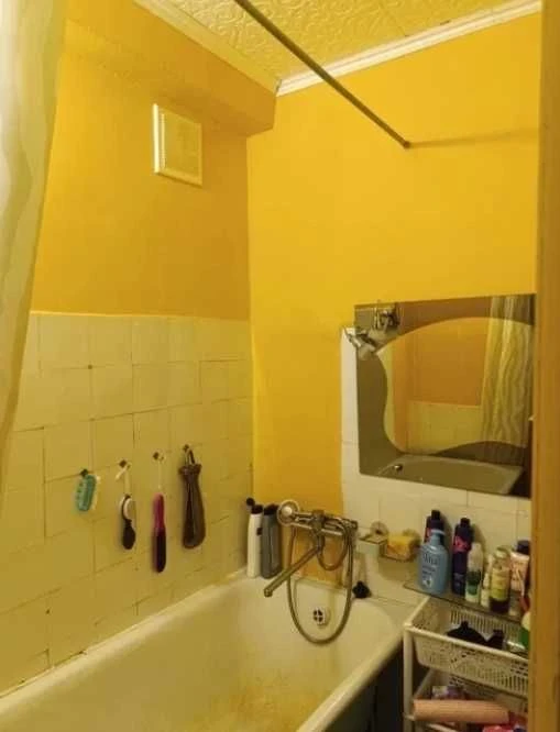 For Sale: 2-bedroom apartment in Cheremushki