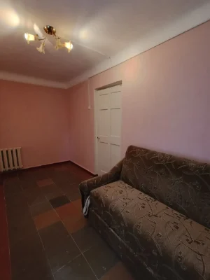 Продається 2-кімнатна квартира в районі Колеусівська