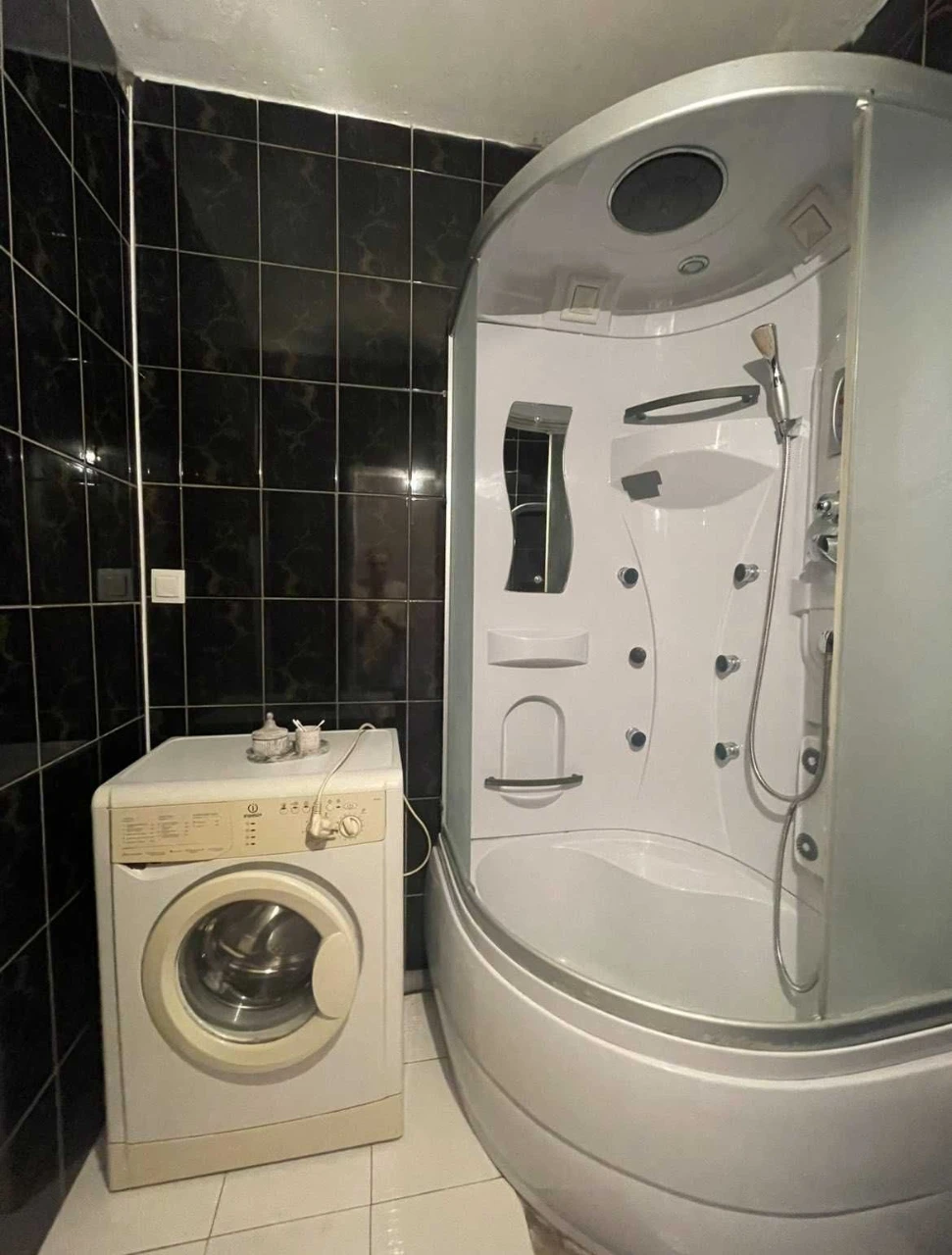 For Sale: Large Apartment. Left Bank.