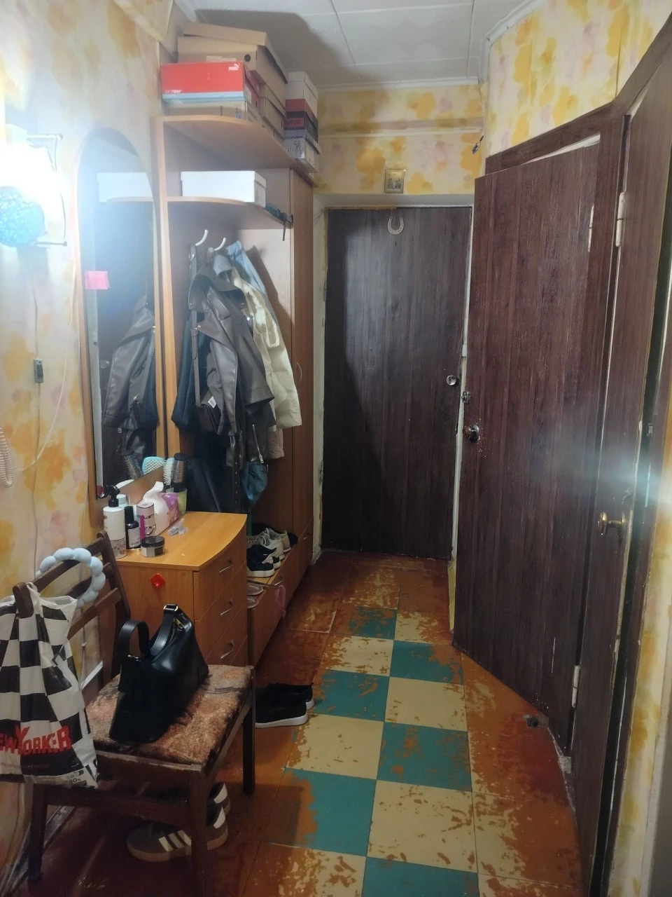 Продажа 2-комнатной квартиры на улице Максима Чиженка, 25, А.В.