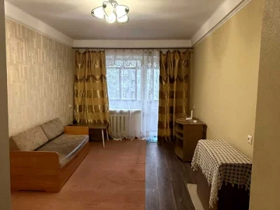 Apartment. Eugene Melnikov Street, Yevhenia Melnikova, Kamenyshche