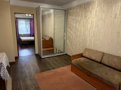 Apartment. Eugene Melnikov Street, Yevhenia Melnikova, Kamenyshche