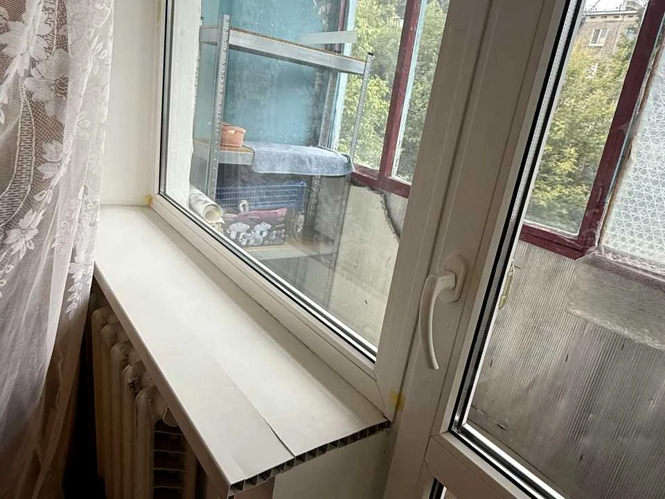 Apartment. Eugene Melnikov Street, Yevhenia Melnikova, Kamenyshche