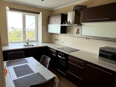 Apartment. Sergyi Slysaarenka Street, Cheremushky district