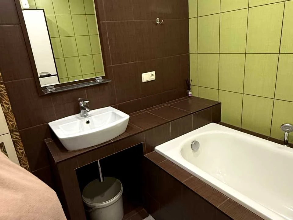Apartment. Sergyi Slysaarenka Street, Cheremushky district