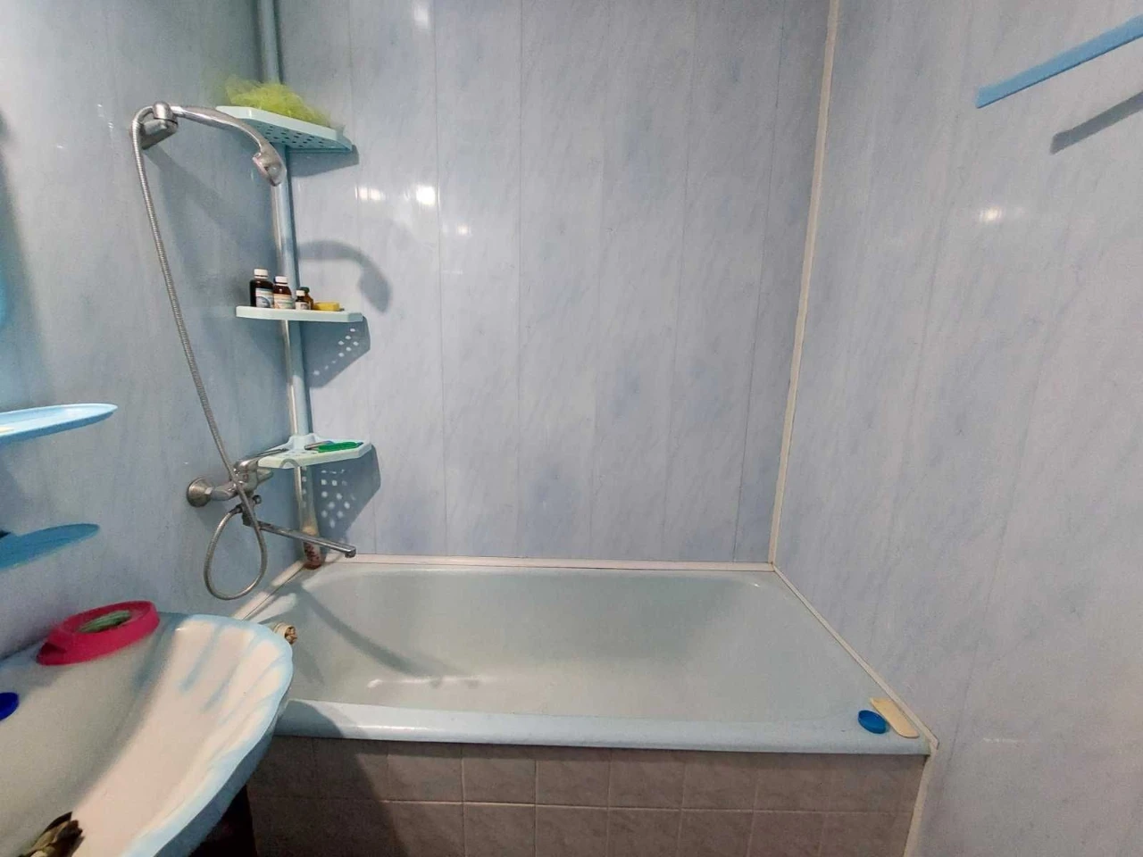 FOR SALE - 3-room apartment in District ГАО, 4th microdistrict (left bank) (N)