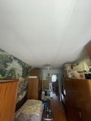 Продається 2-кімнатна квартира, вулиця Миру, 3-й поверх