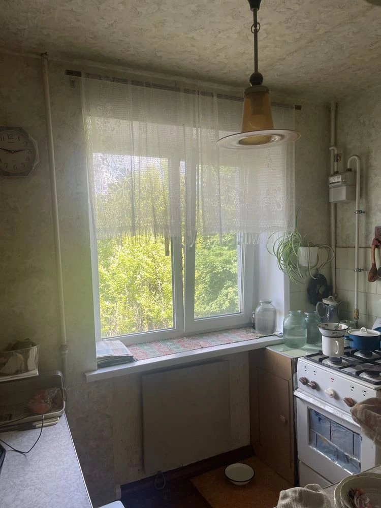 Продається 2-кімнатна квартира, вулиця Миру, 3-й поверх