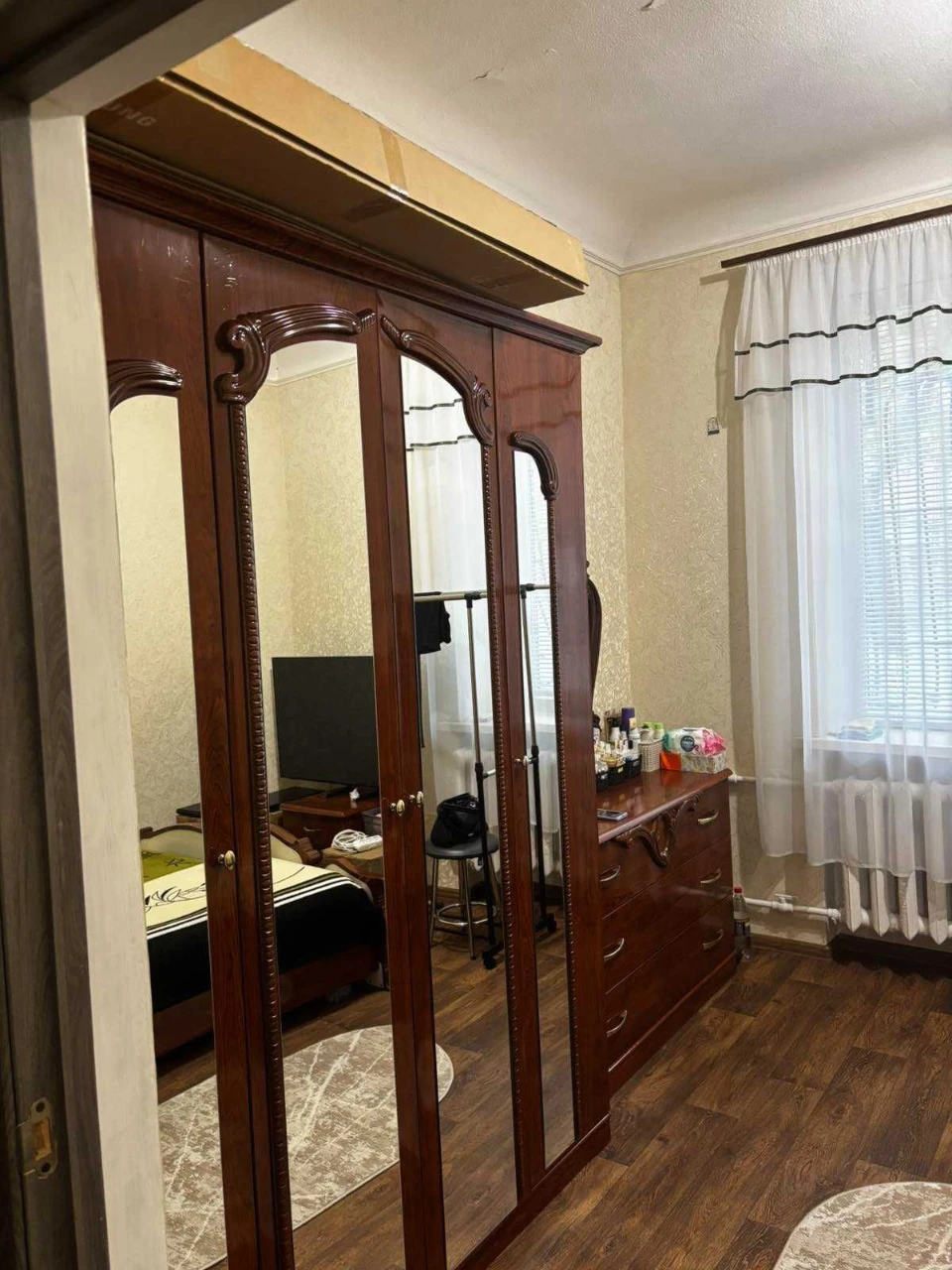 Продаж 2-кімнатної квартири від власника — м. Кам'янське, проспект Відродження, 92/22