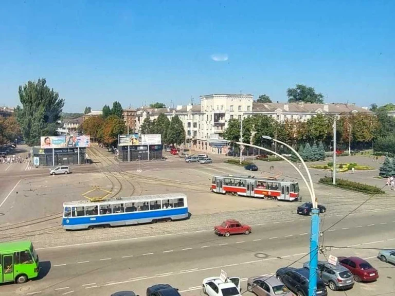 Apartment. Svoboda Street, Kam'yans'k.