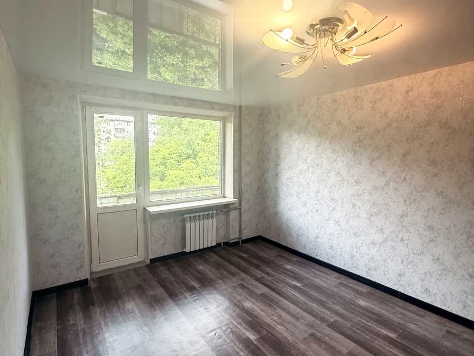 Квартира. Каменское, улица Михаила Грушевского.