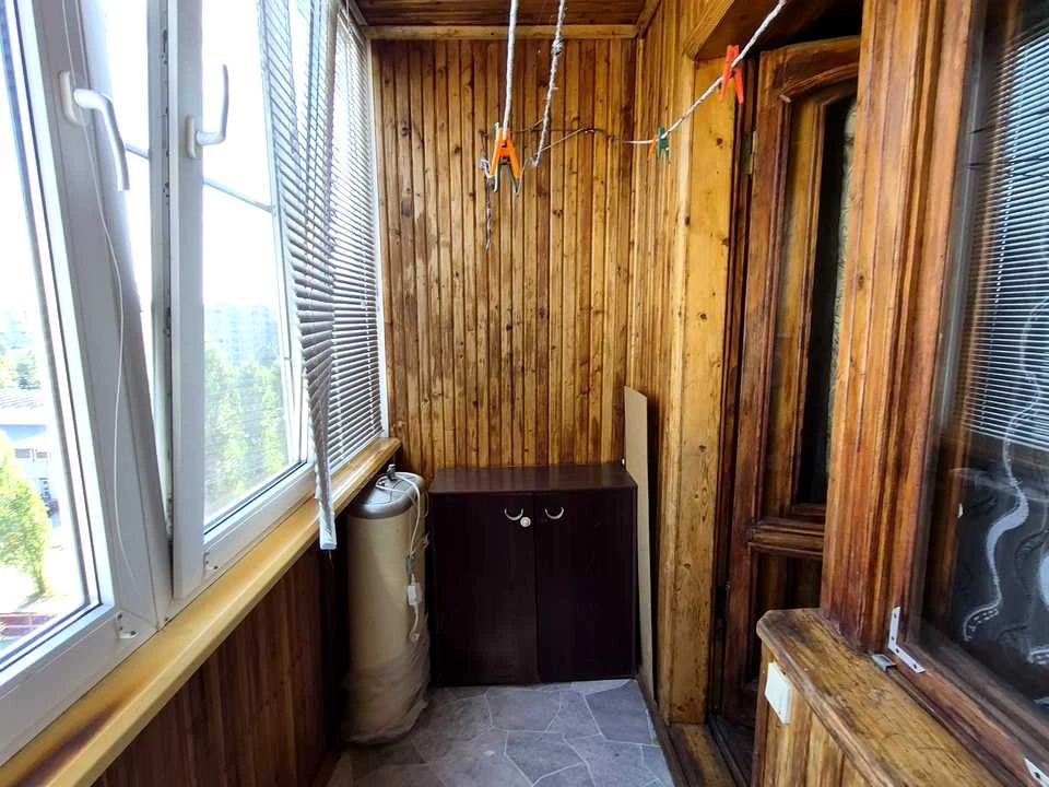 Apartment. Neskorenych Prospect, Kamenyshche