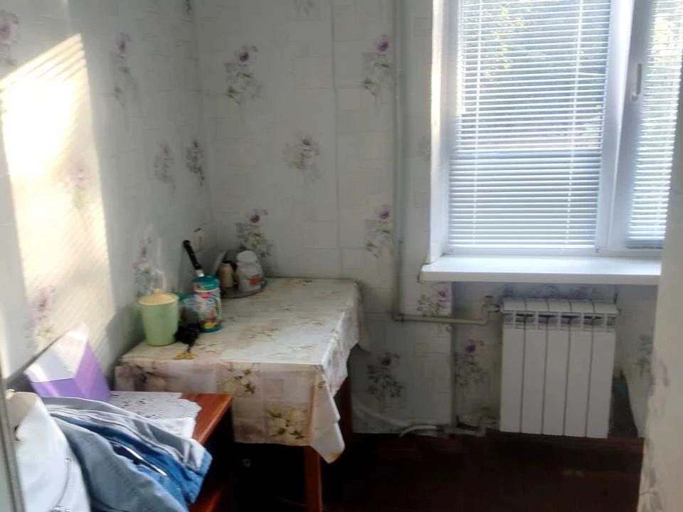 Apartment. Kam'yans'ke, Myru st.