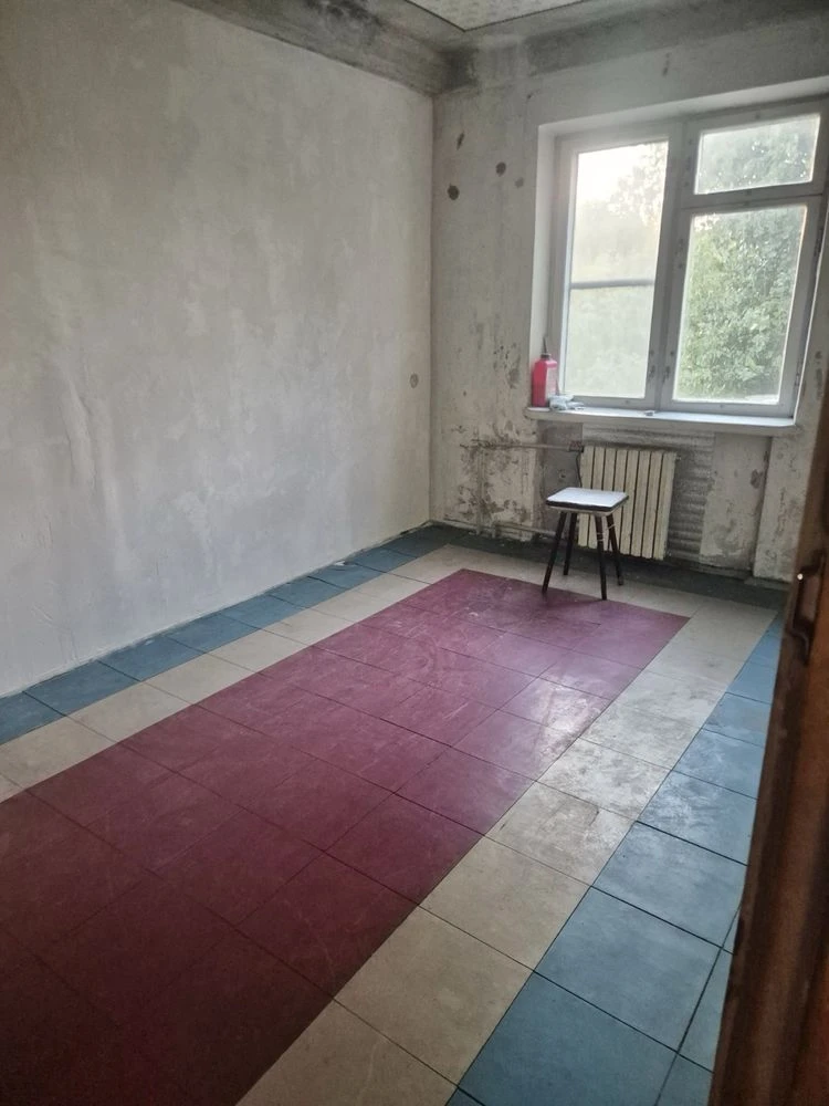 For Sale: 3-room apartment in the City Center