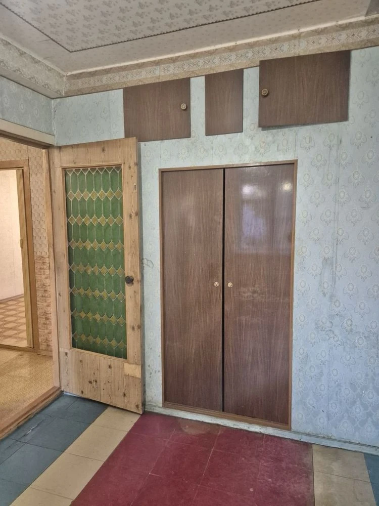 For Sale: 3-room apartment in the City Center