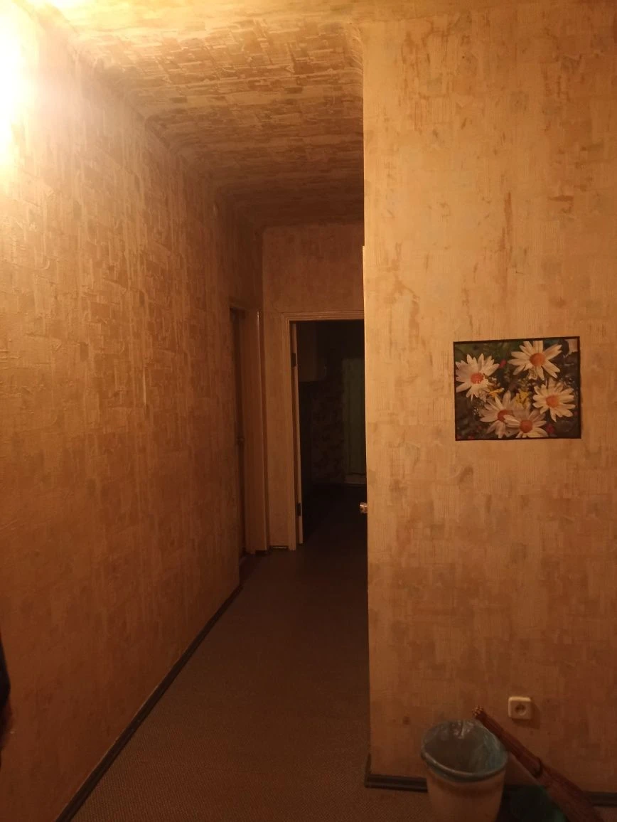 Apartment for sale on B. Khmelnytsky Street in the area near Yubiley Street
