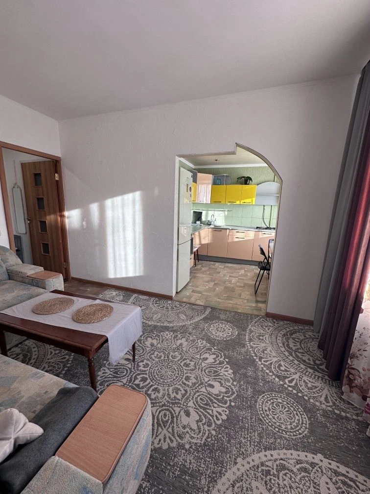 For Sale: Two-room apartment. Left Bank