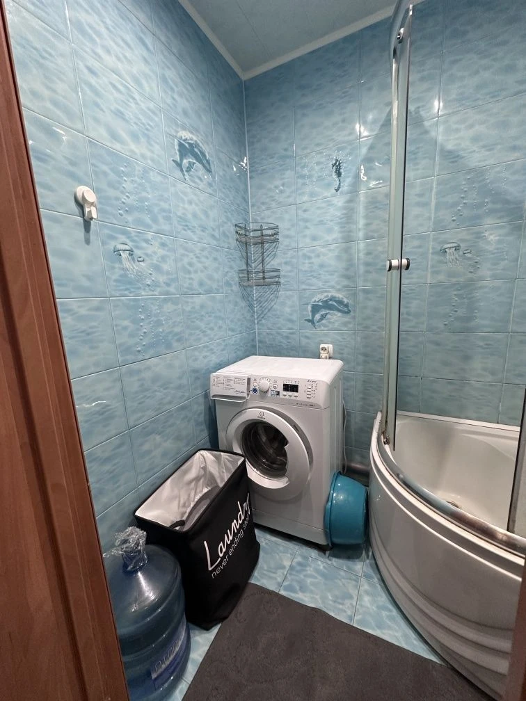 For Sale: Two-room apartment. Left Bank
