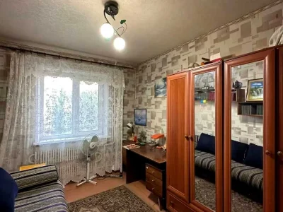 Apartment. Neskorenych Prospect, Kamiansk