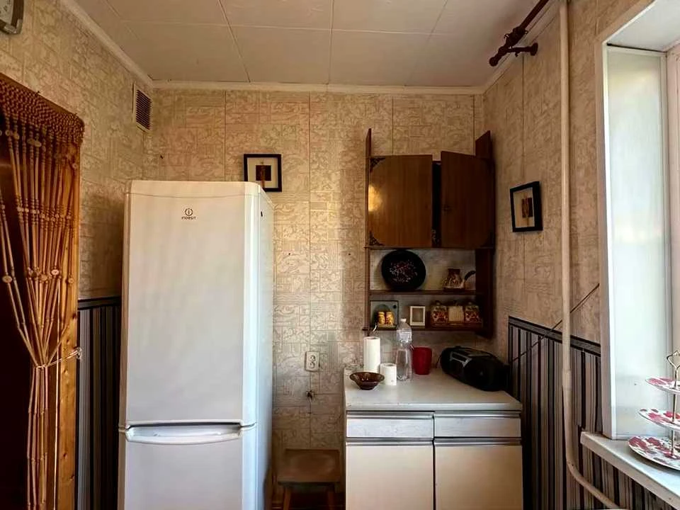 Apartment. Neskorenych Prospect, Kamiansk