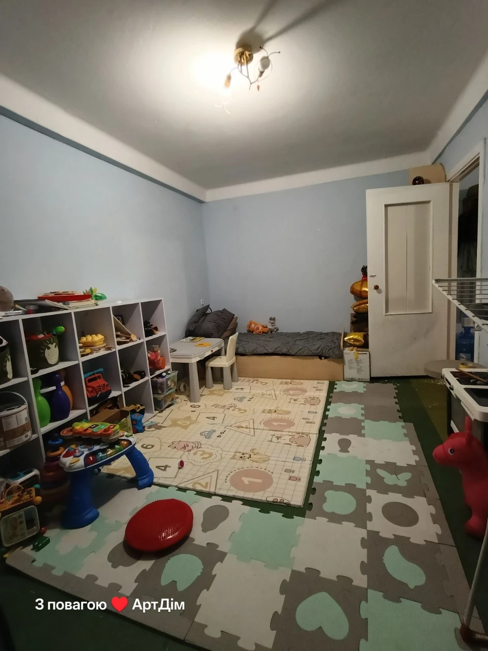 For Sale: 2-Bedroom Apartment on Yevhen Melnikova Street