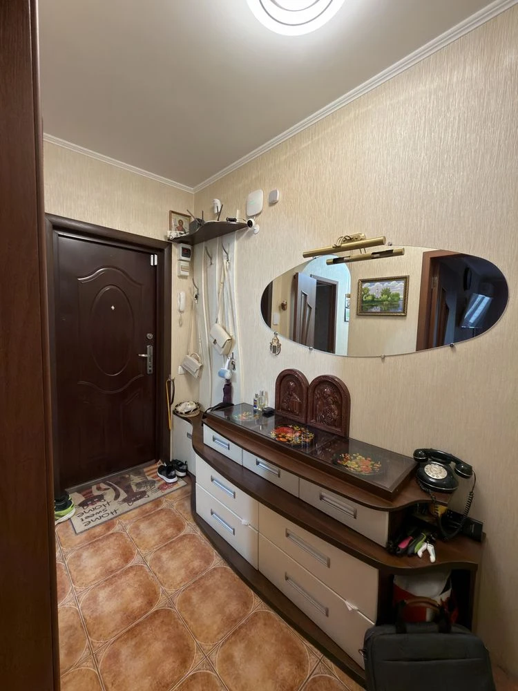 Продам 1к 4эт Левый берег