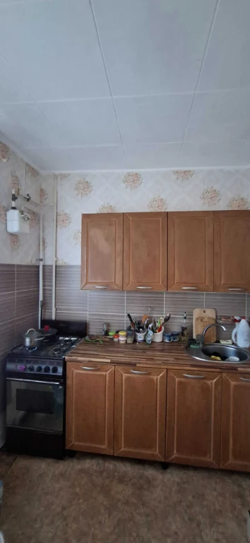 Продається 1-комнатная квартира в 11 микрорайоне, 4 этаж из 9