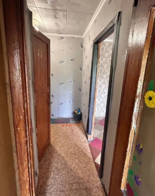 Продається 2-кімнатна квартира в цегляному будинку, центр міста