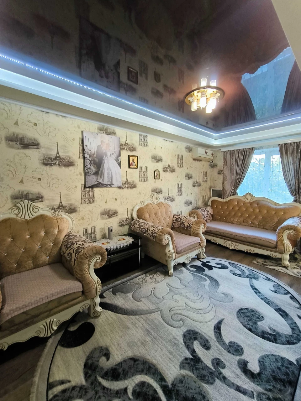 3-bedroom apartment in the "Ukraine" district