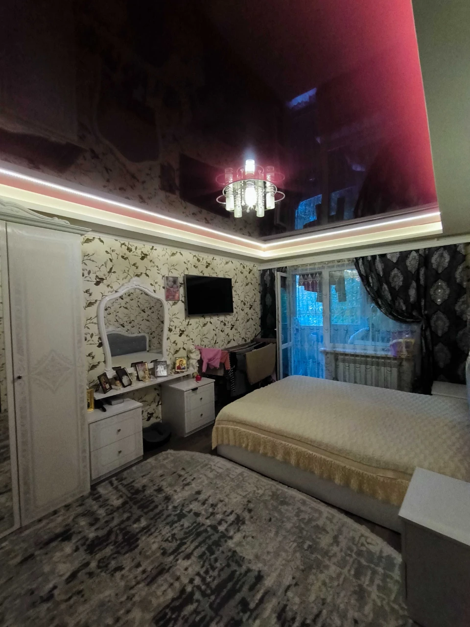 3-bedroom apartment in the "Ukraine" district