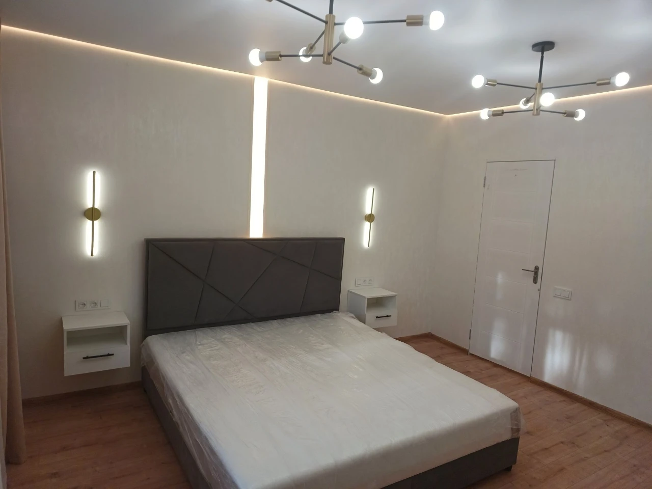 Продажа 2-комн. кв. Центр. Сталинка 37000$