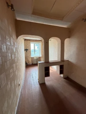 3-room apartment for renovation